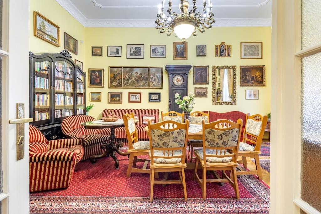 Rakoczi Apartment Budapest